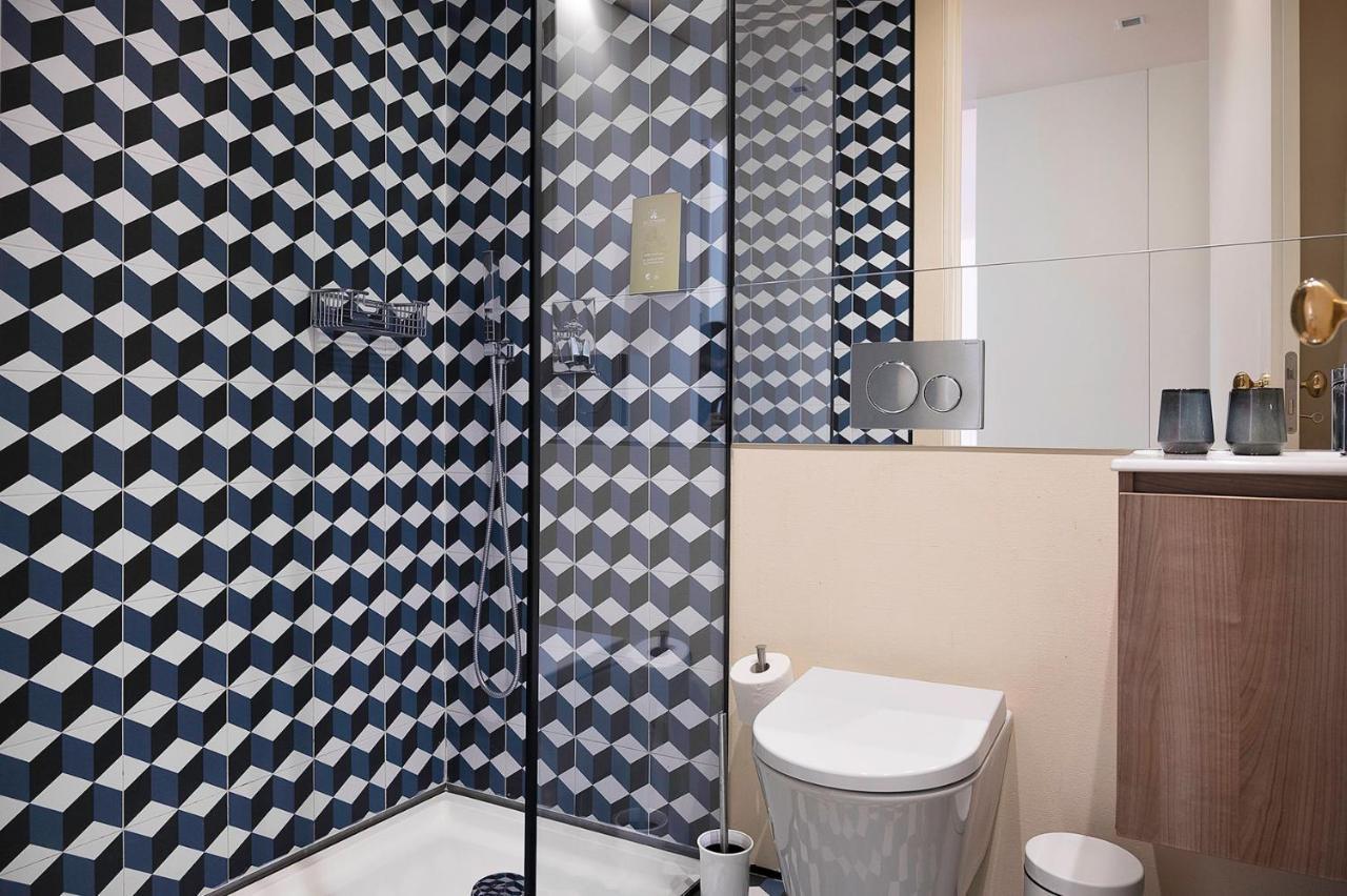 Ribeira Trendy Flat In Medieval Mercadores Street Porto Eksteriør billede